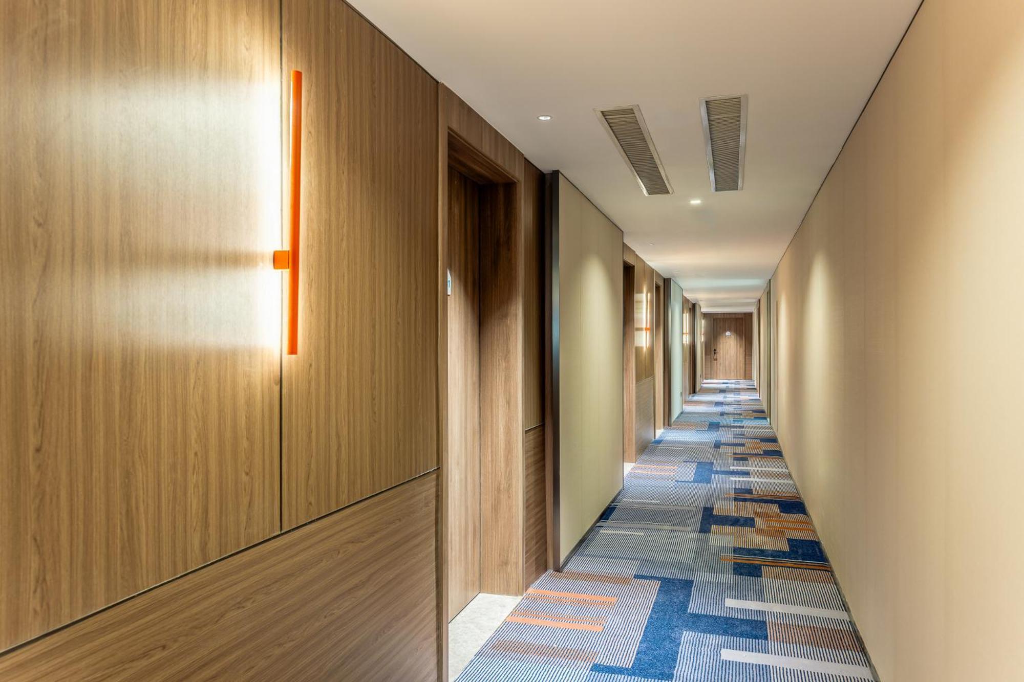 Holiday Inn Express Taizhou City Center By Ihg Exterior foto